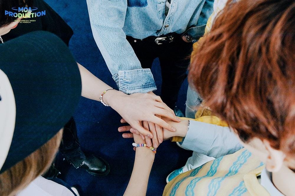 twitter.com/TXT_bighit