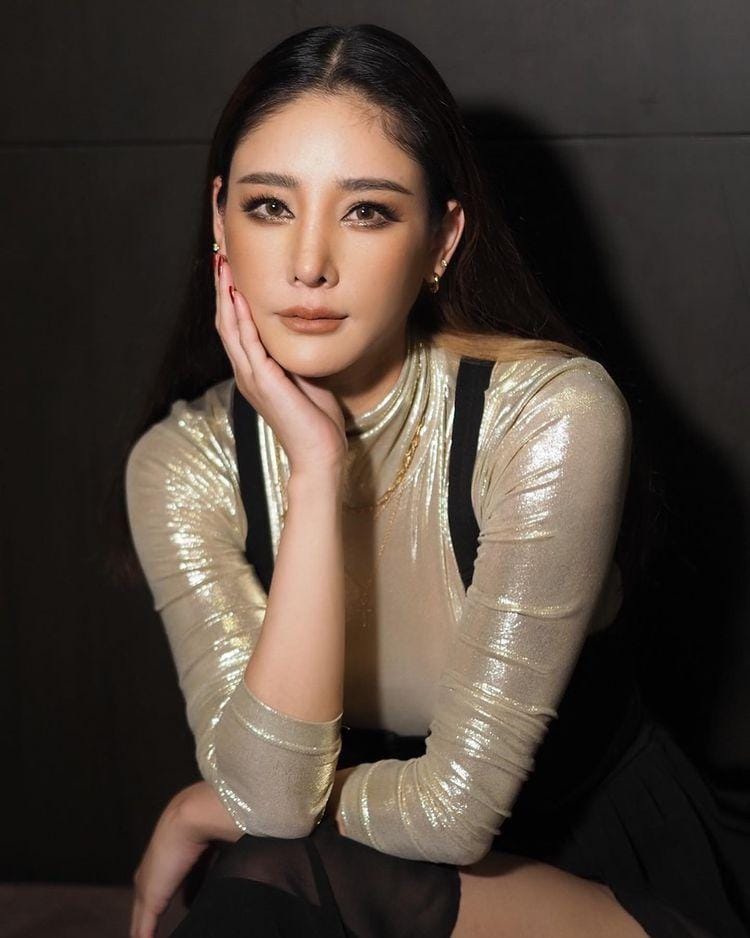 instagram.com/melonp.official