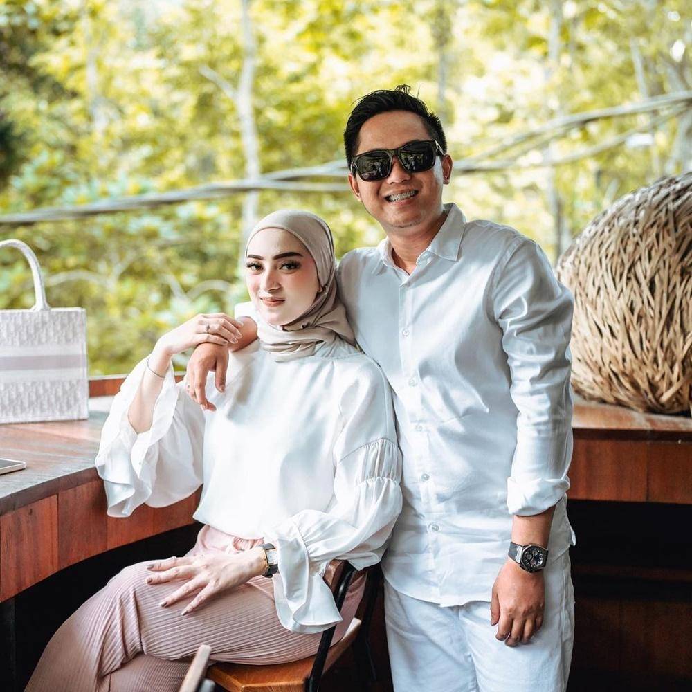 Instagram.com/dinanfajrina