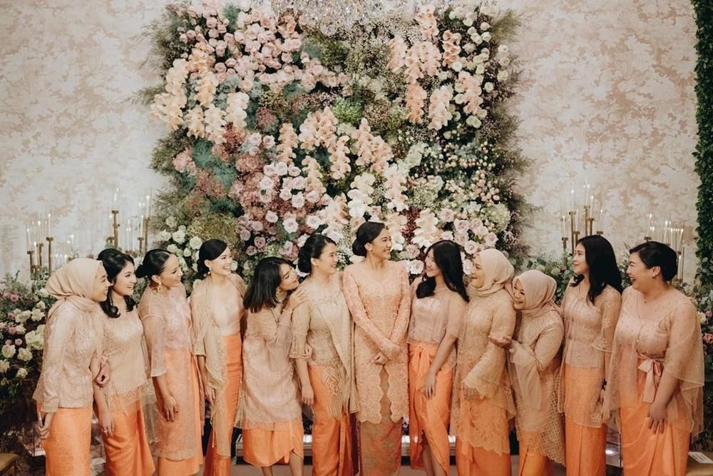 Instagram.com/putri_tanjung