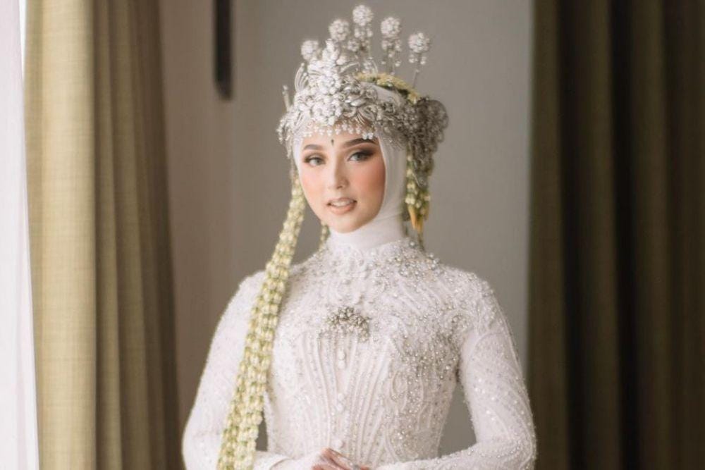 instagram.com/dinanfajrina