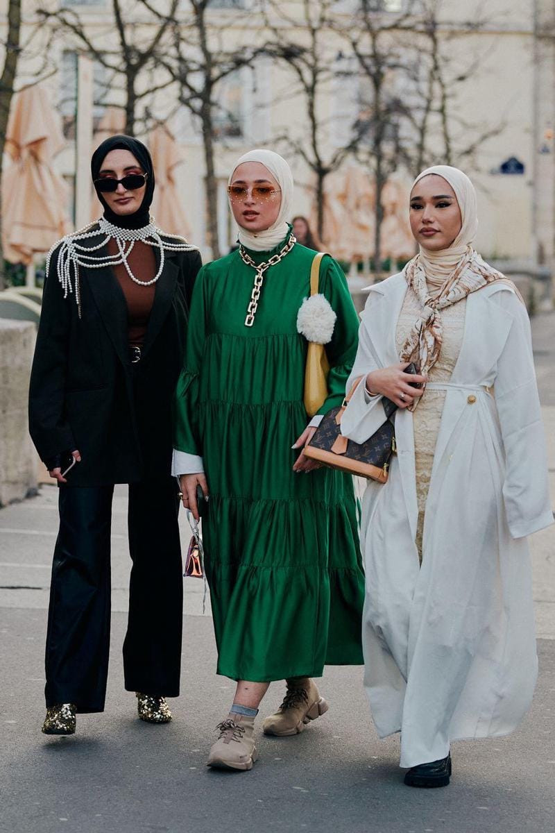 harpersbazaar.com