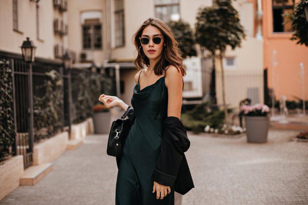 freepik.com/lookstudio