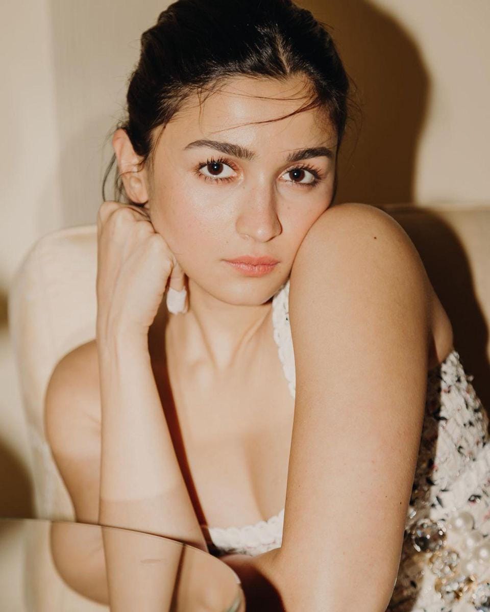 instagram.com/aliaabhatt