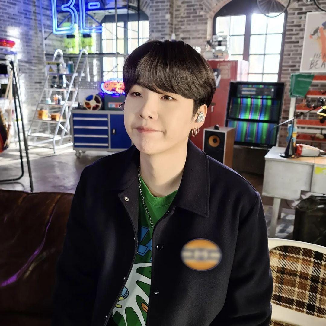 instagram.com/agustd