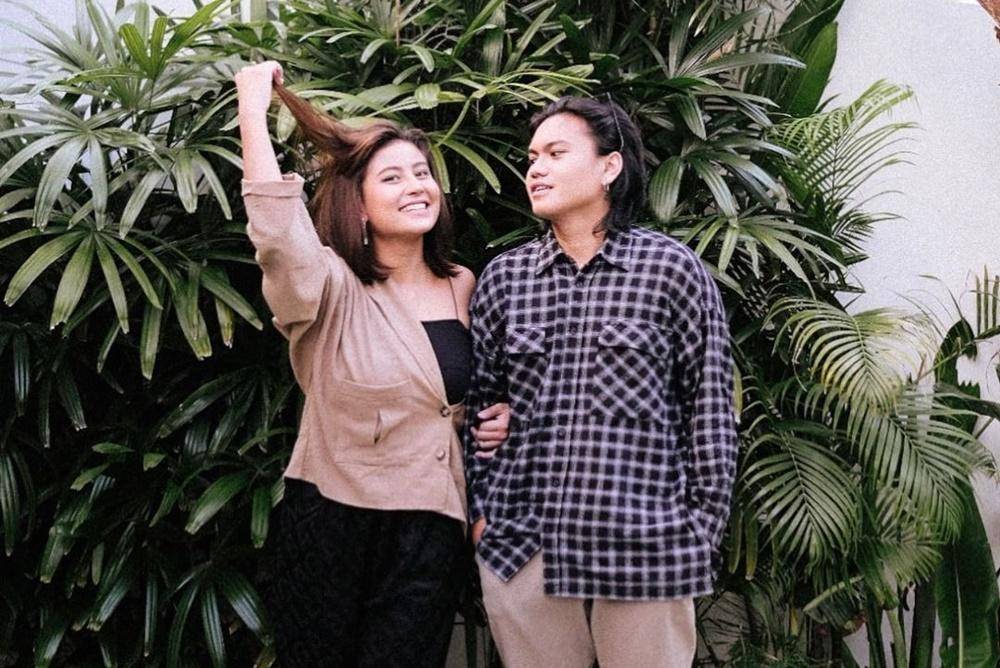 Instagram.com/awkarin