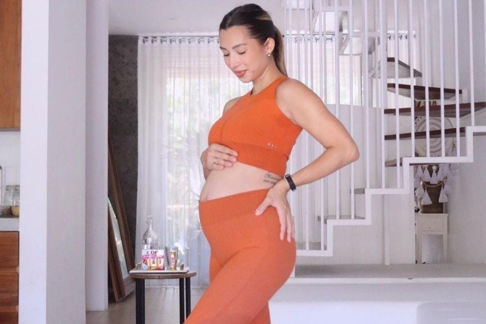 Bugar Saat Berbadan Dua, 7 Artis Ini Konsisten Lakukan Olahraga