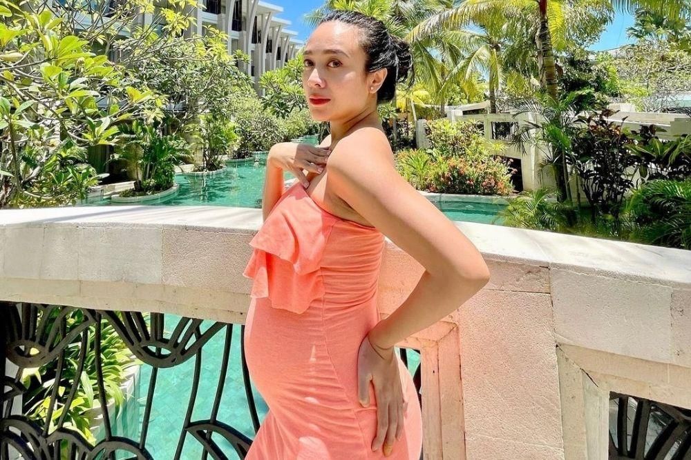 instagram.com/dea_ananda