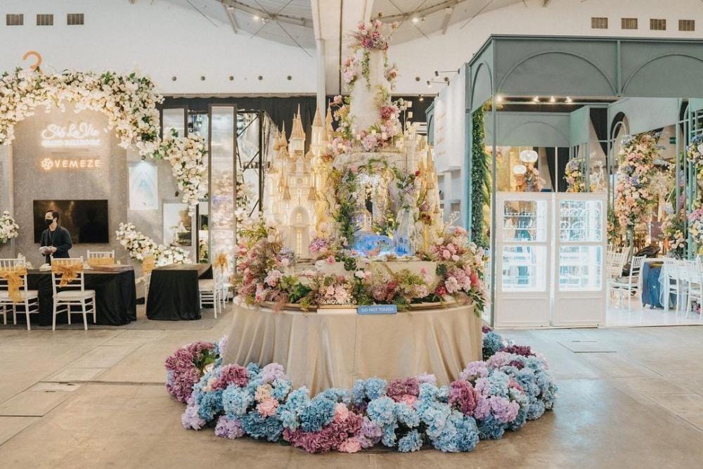 Instagram.com/thebridestory