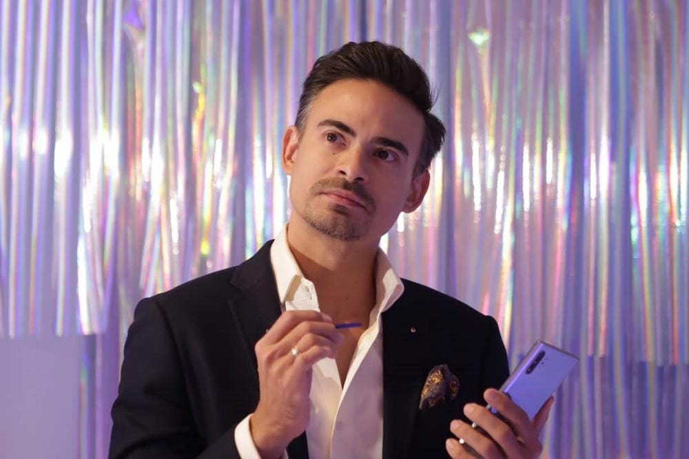 Instagram.com/ashrafsinclair