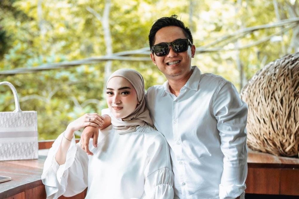 Instagram.com/dinanfajrina