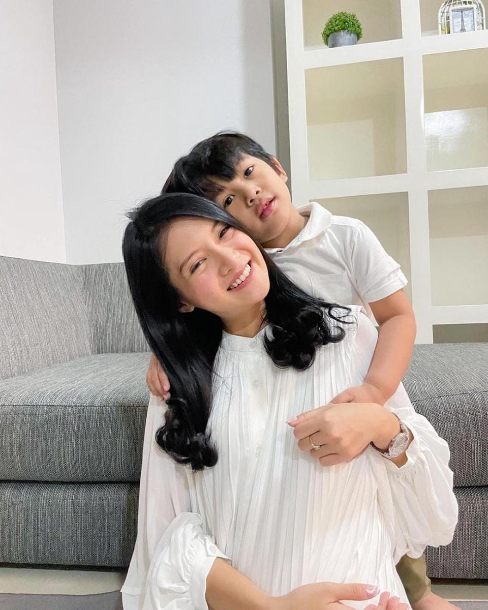 Instagram.com/vinessainez