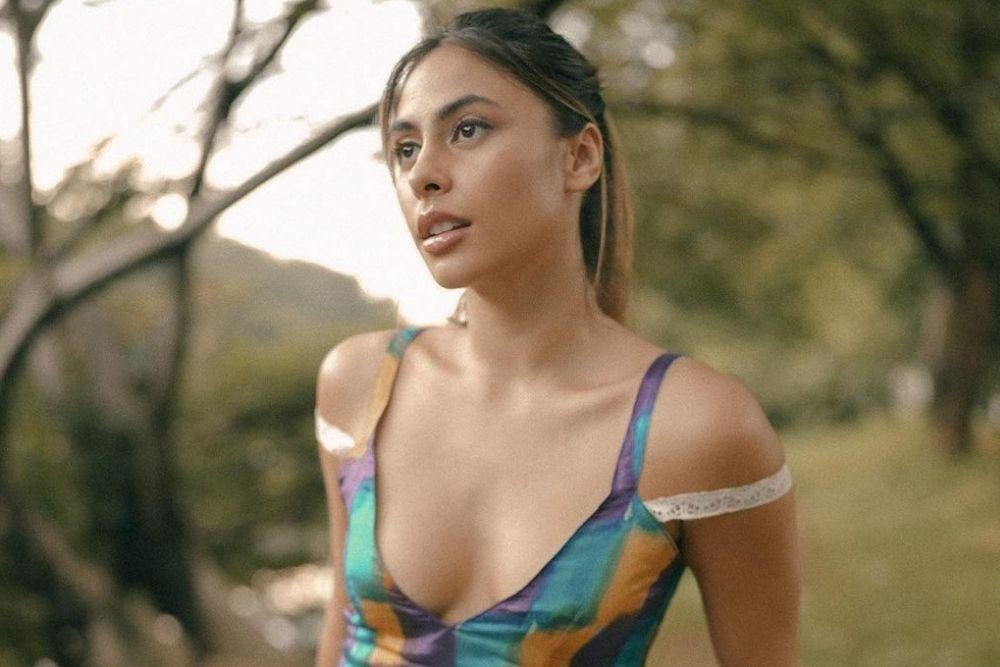 instagram.com/valerieethomas