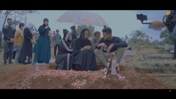 Youtube.com/Kalina Ocktaranny