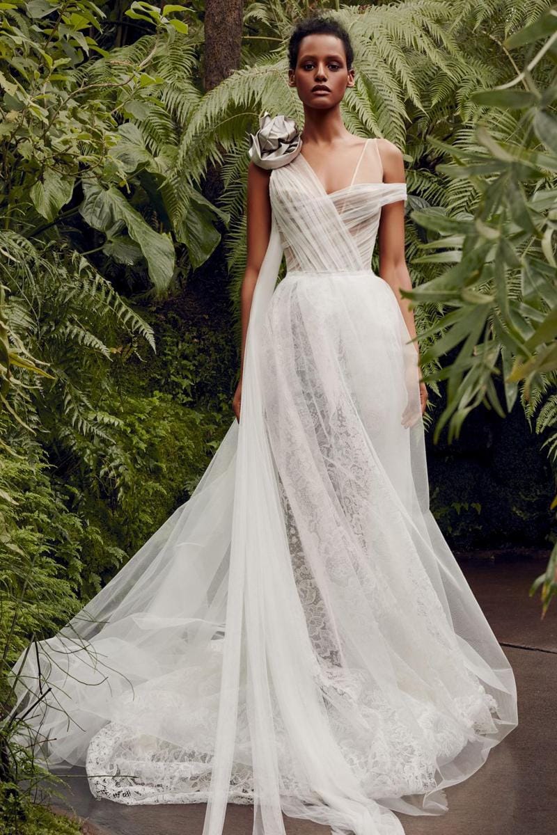 harpersbazaar.com
