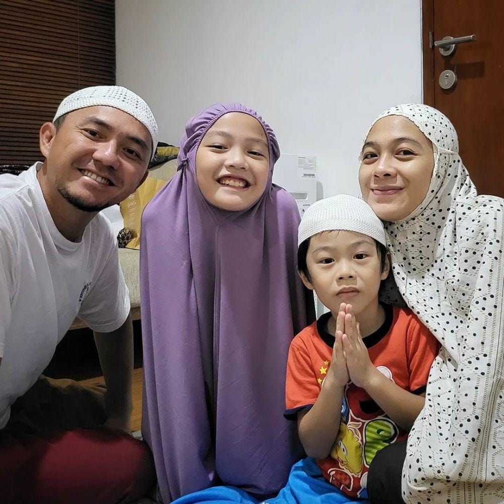 Instagram.com/dianayulestari