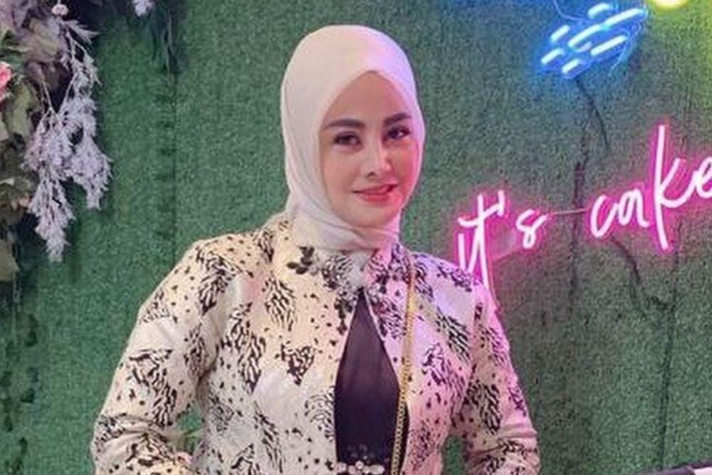 instagram.com/cici_faramida