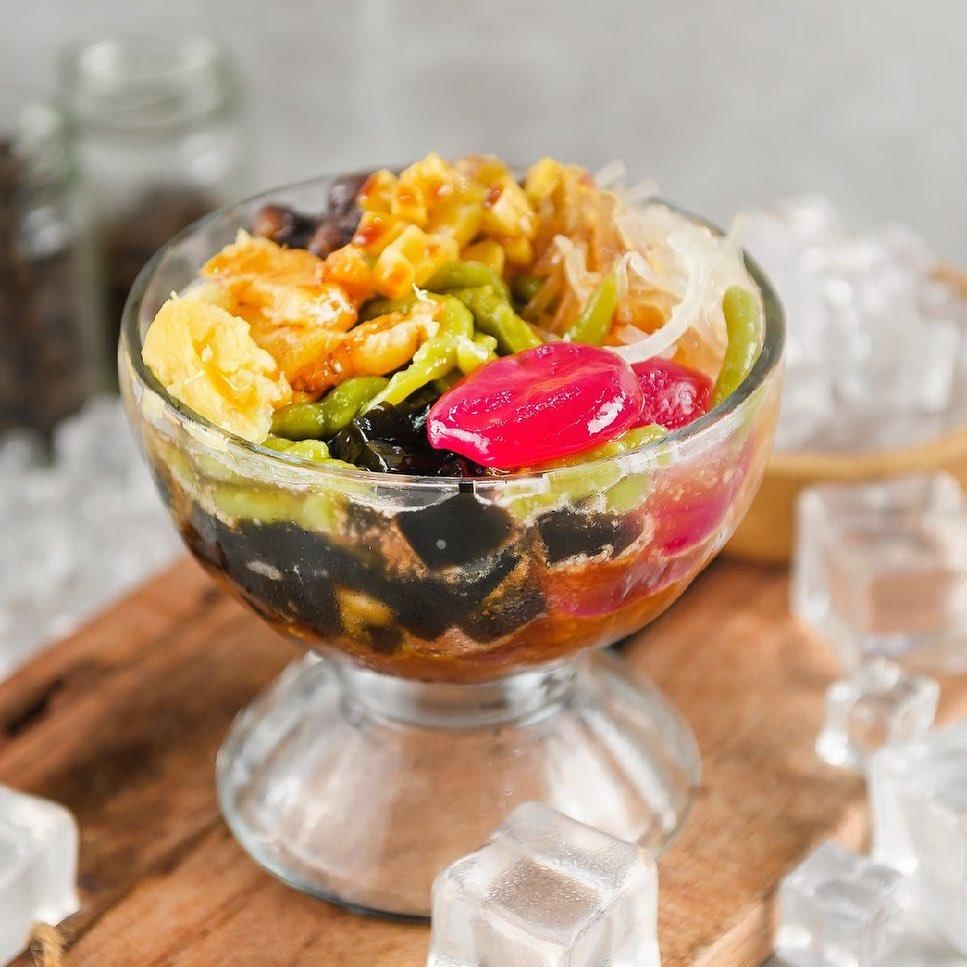 instagram.com/multitoyscafe