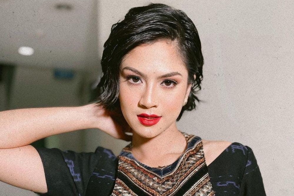 instagram.com/hanahaho