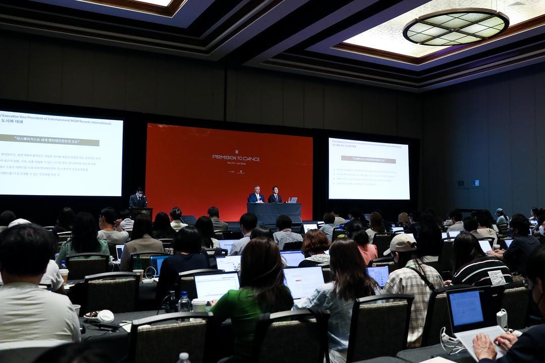 twitter.com/Kpop_Herald