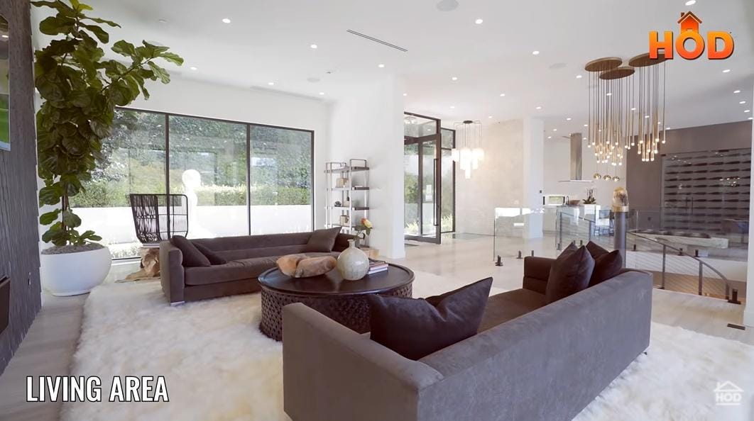 YouTube.com/Homes On Demand