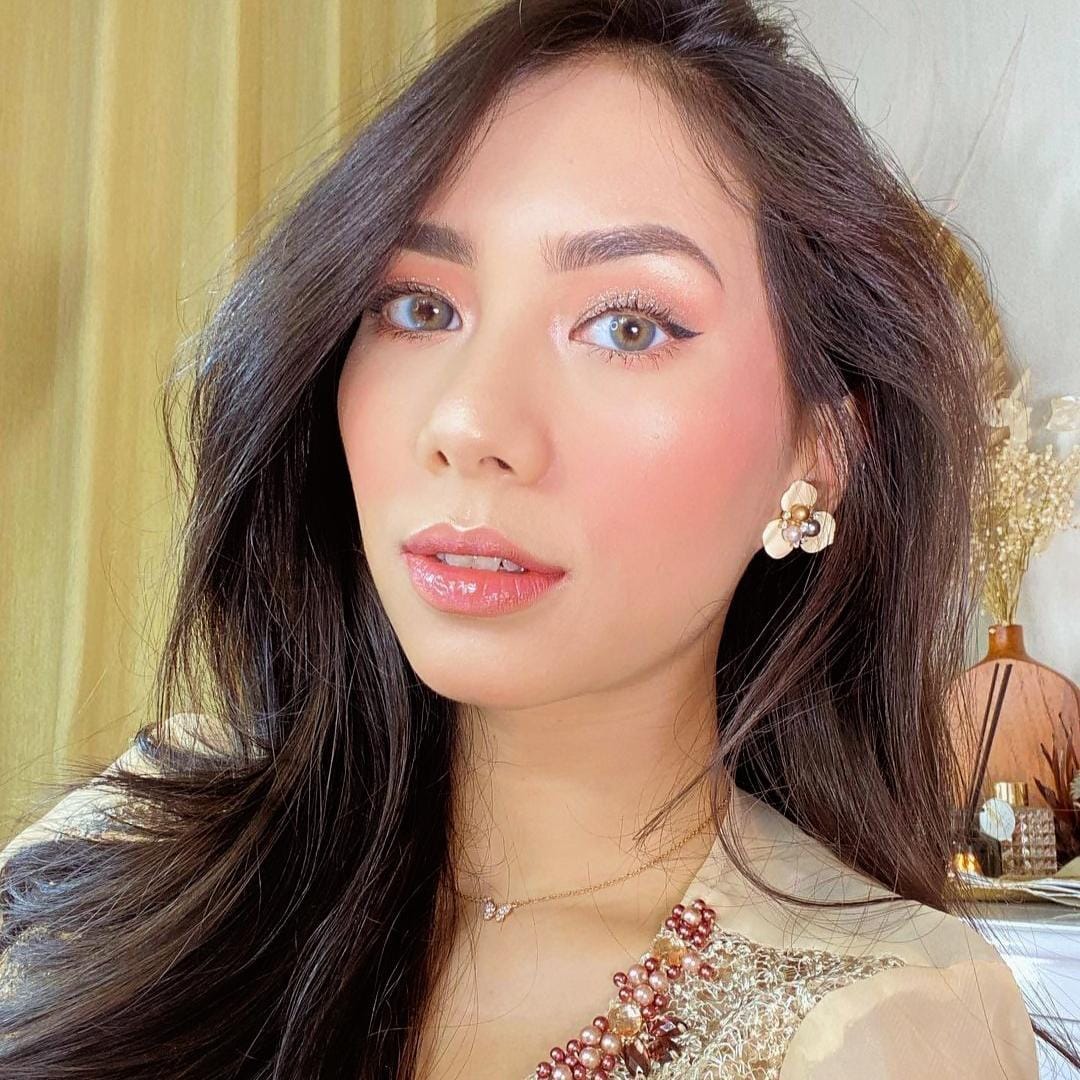 instagram.com/abellyc