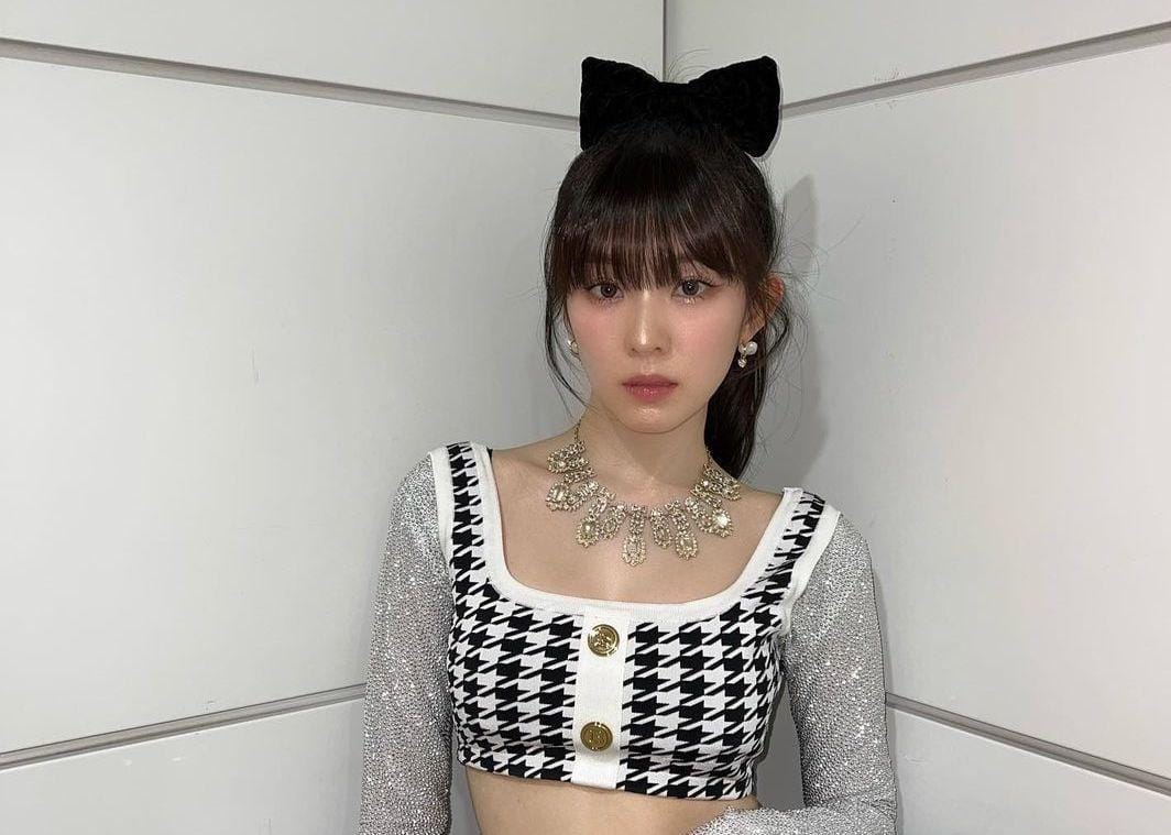 7 Gaya Rambut Poni Depan ala Idol KPop, Memesona Banget!