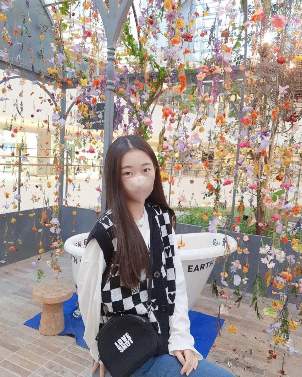 instagram.com/awesomehaeun