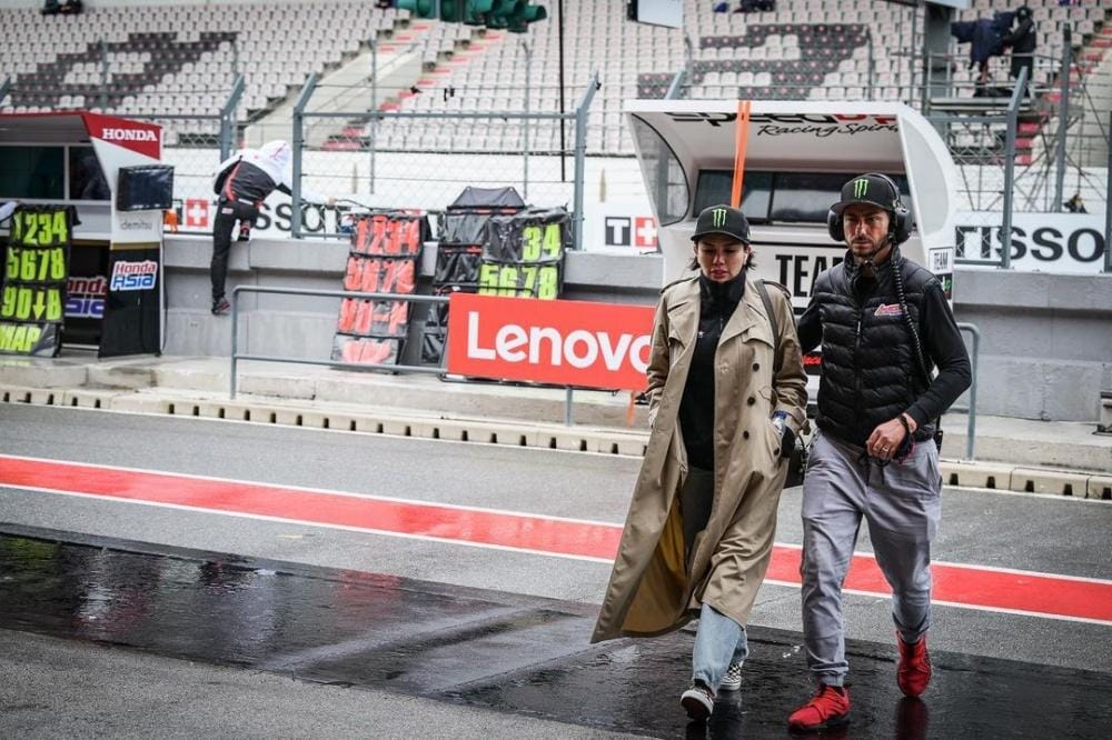 Instagram.com/nikitamirzanimawardi_172