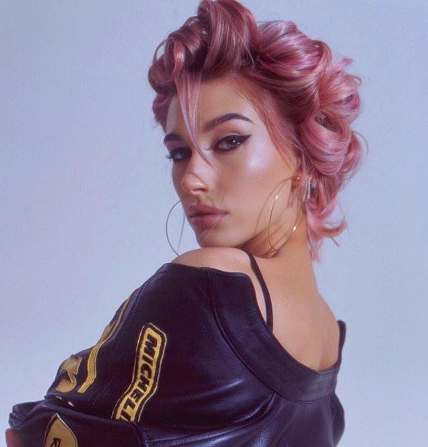 instagram.com/haileybieber