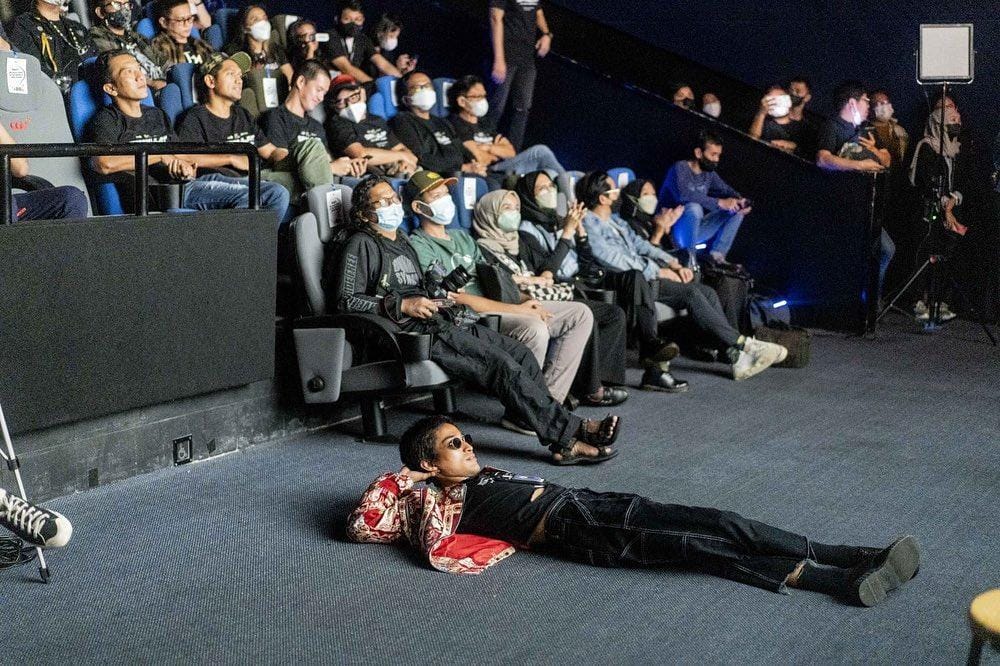 instagram.com/bojvoyej