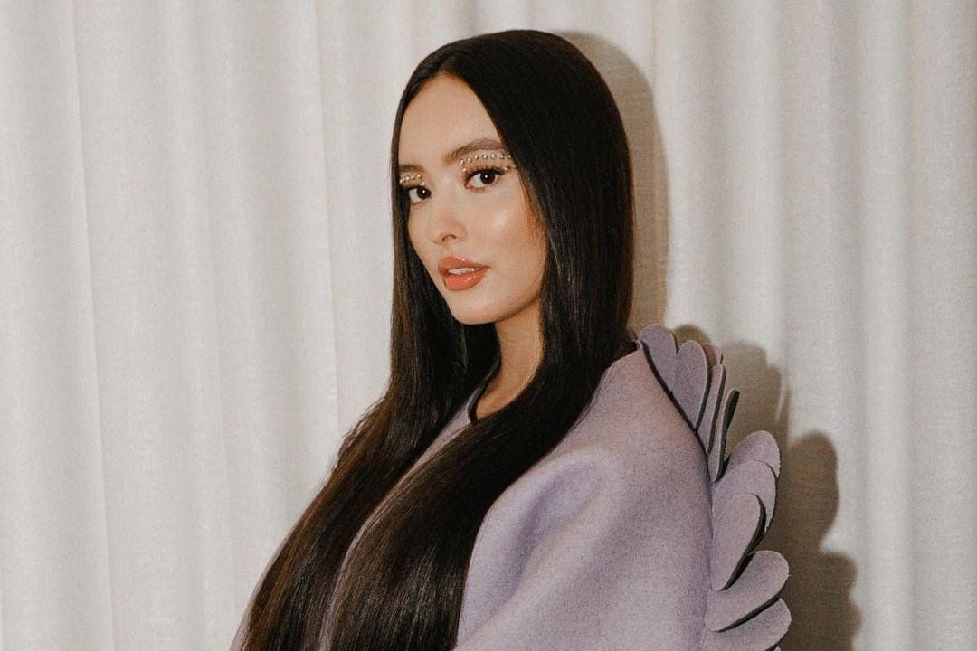 Gaya Faouzia, Penyanyi Muda yang Hobi Tampil Nyentrik