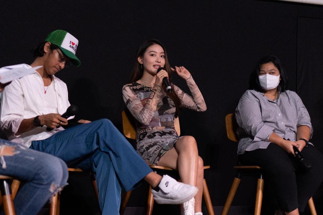 Vidio - Cool Boy vs Cool Girl