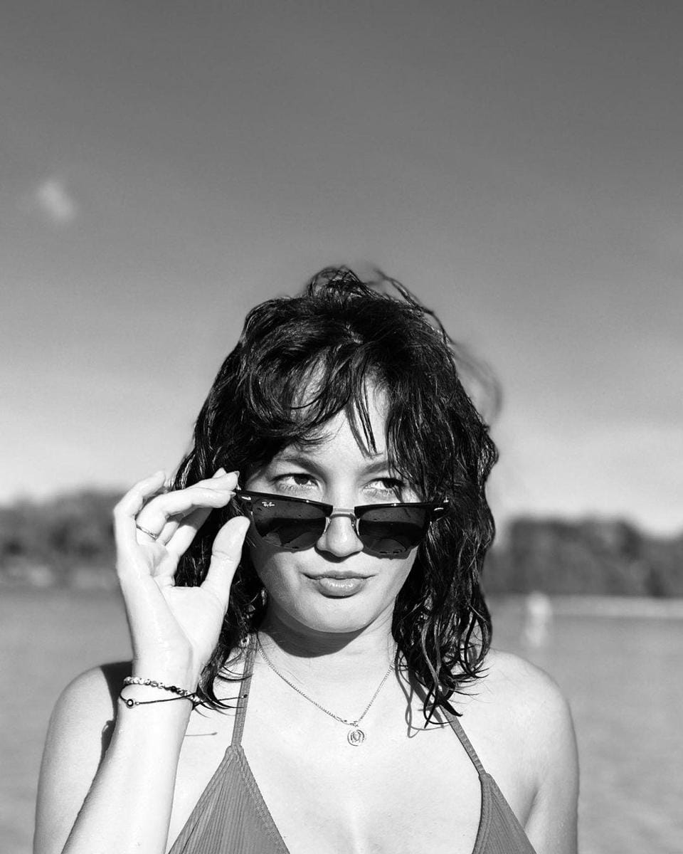 instagram.com/nadinelist