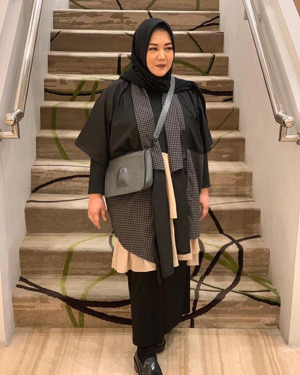 instagram.com/risa_saraswati