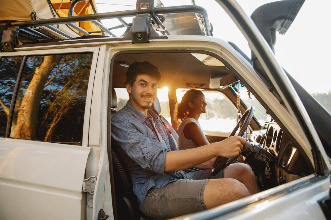 https://www.pexels.com/id-id/@uriel-mont
