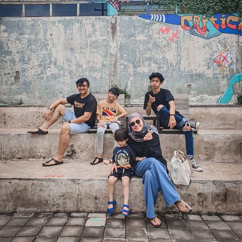 Instagram.com/praburevolusi