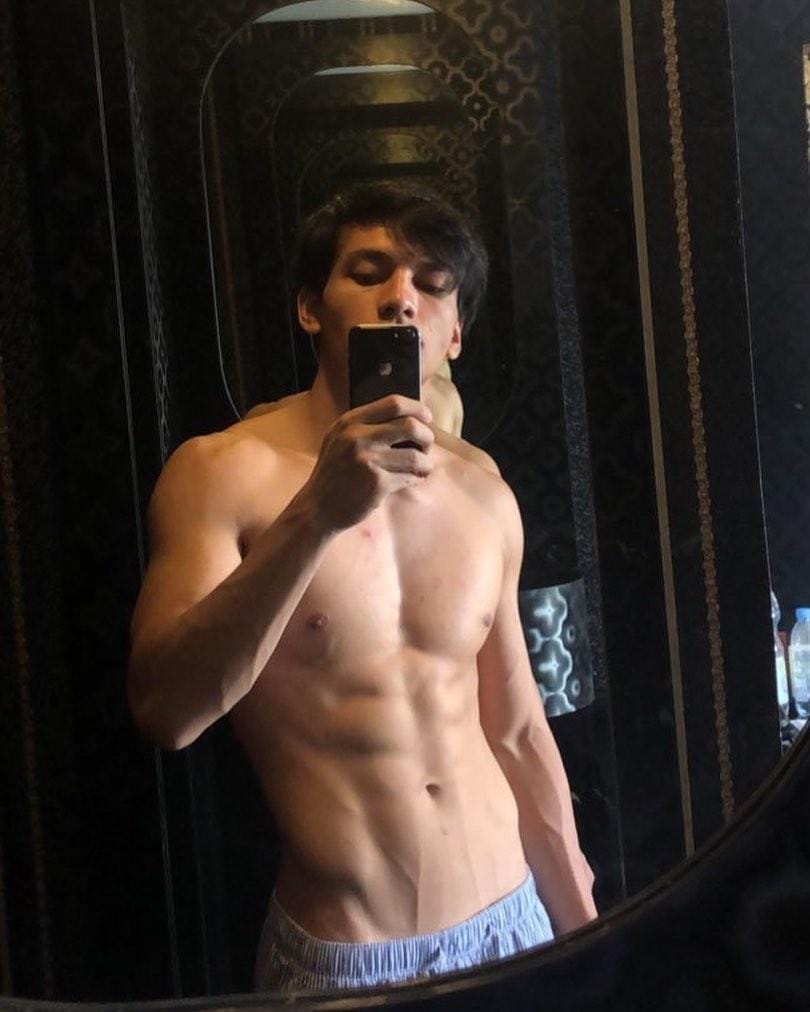 instagram.com/jefrinichol