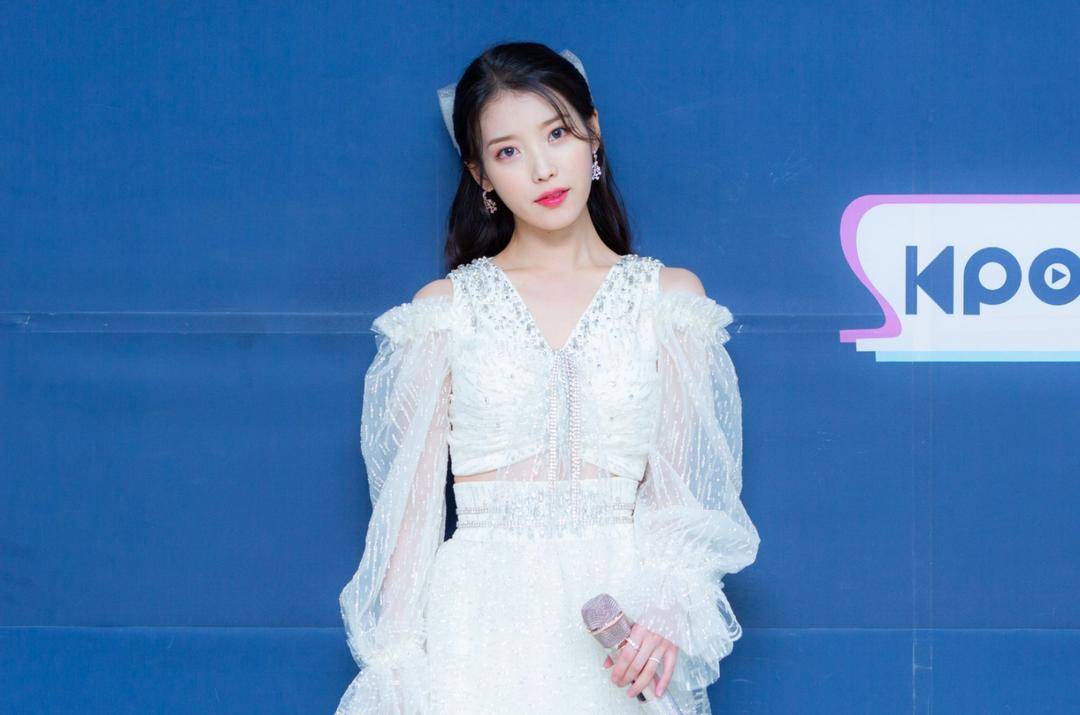 Kpopstarz.com