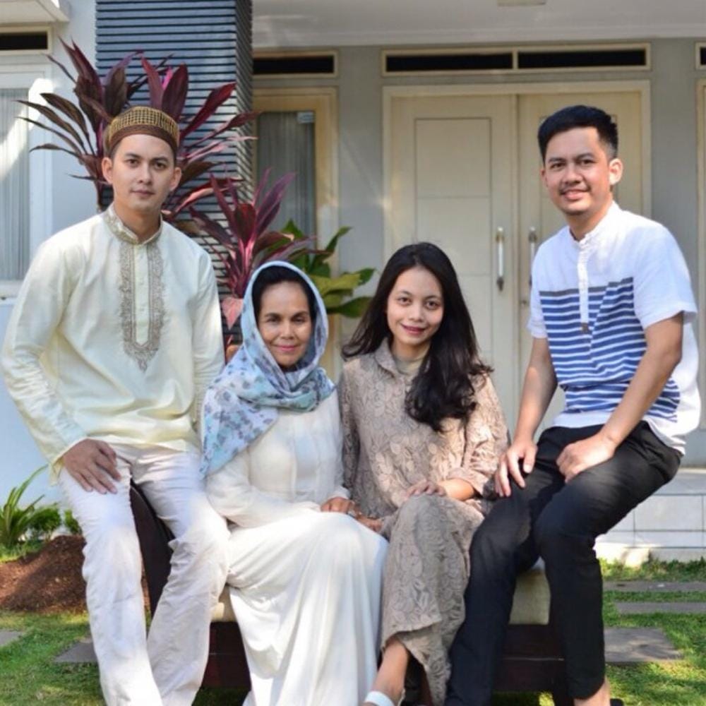 Instagram.com/mamadahlia09