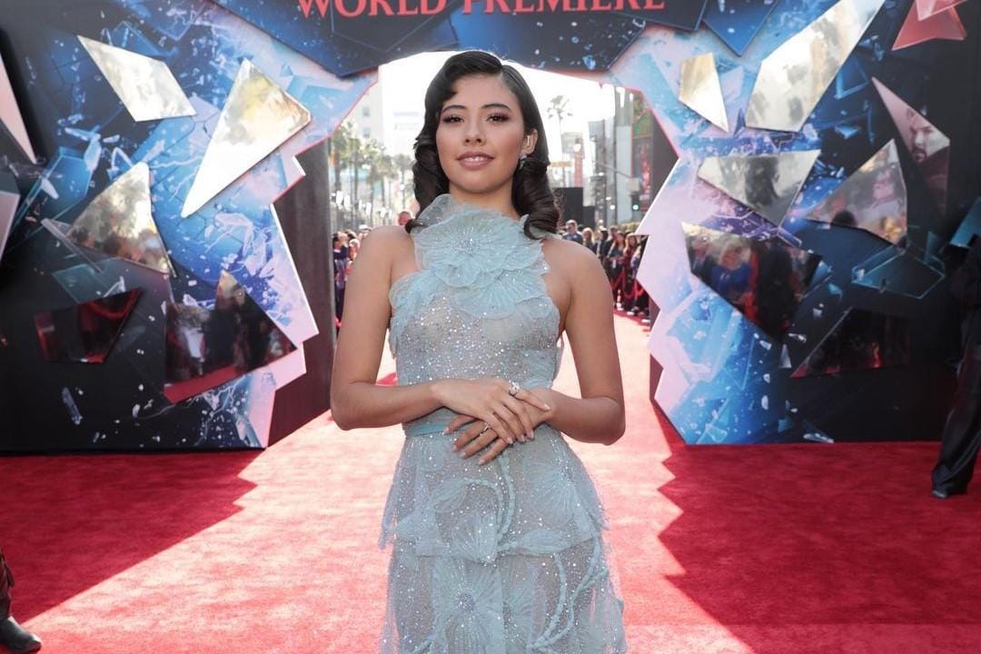 instagram.com/_xochitl.gomez