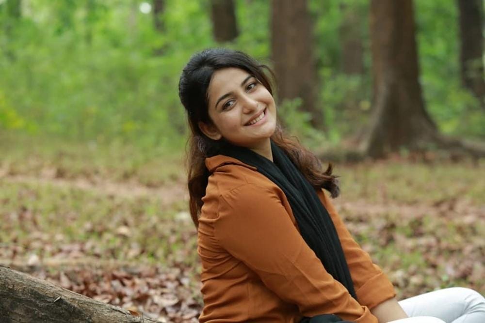 Instagram.com/sahana_official1