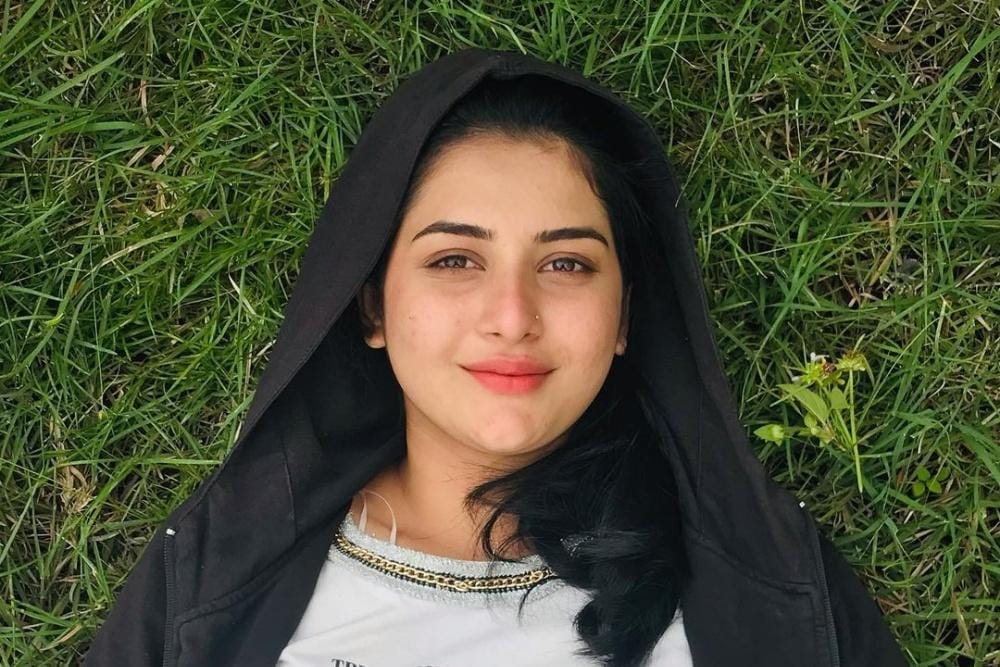 Instagram.com/sahana_official1