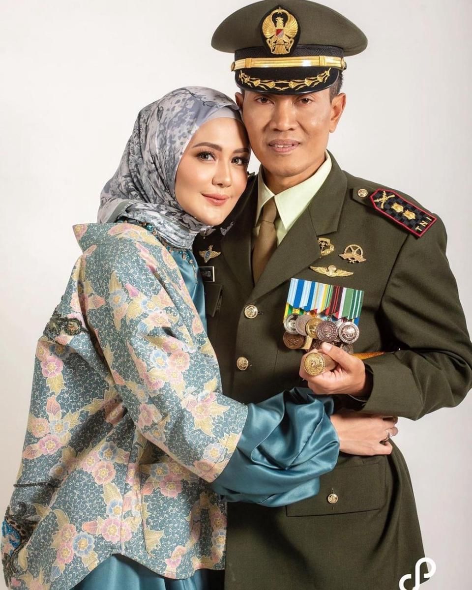 Instagram.com/julianamoechtar