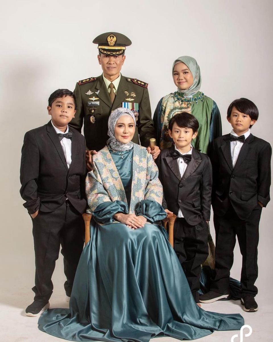 Instagram.com/julianamoechtar