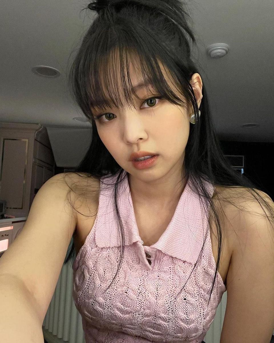 instagram.com/jennierubyjane/