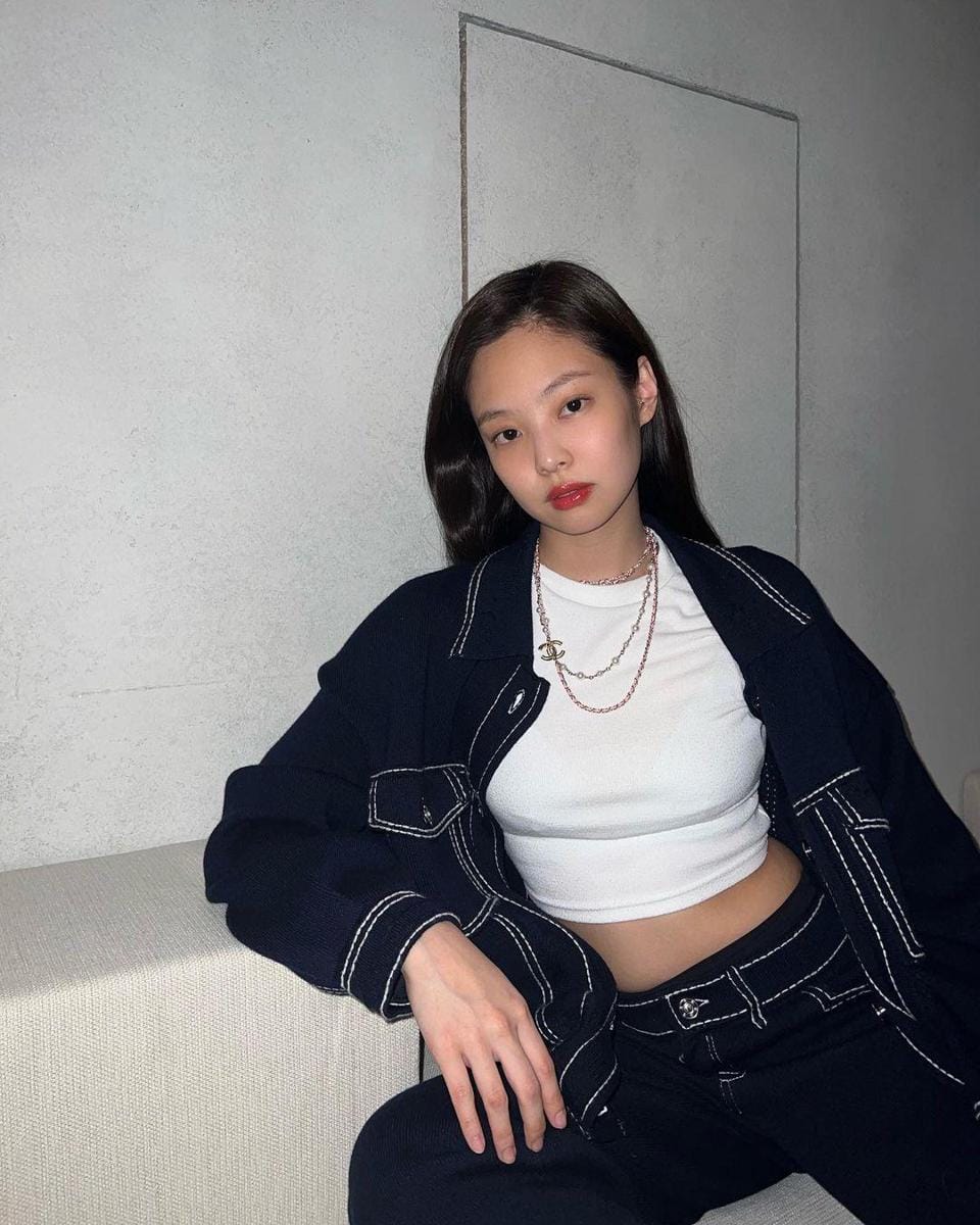 instagram.com/jennierubyjane/