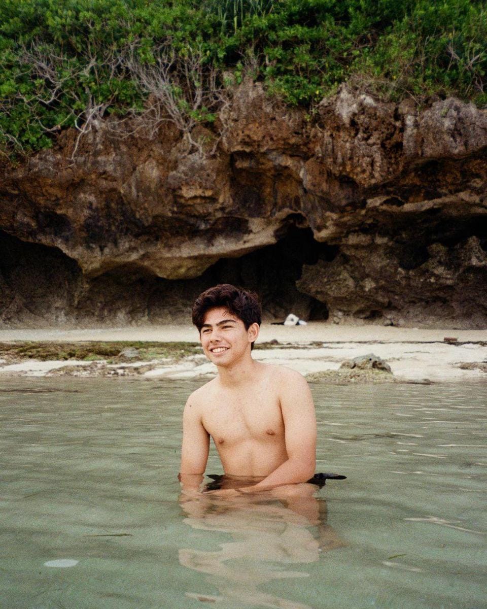 instagram.com/andrewkalaweit