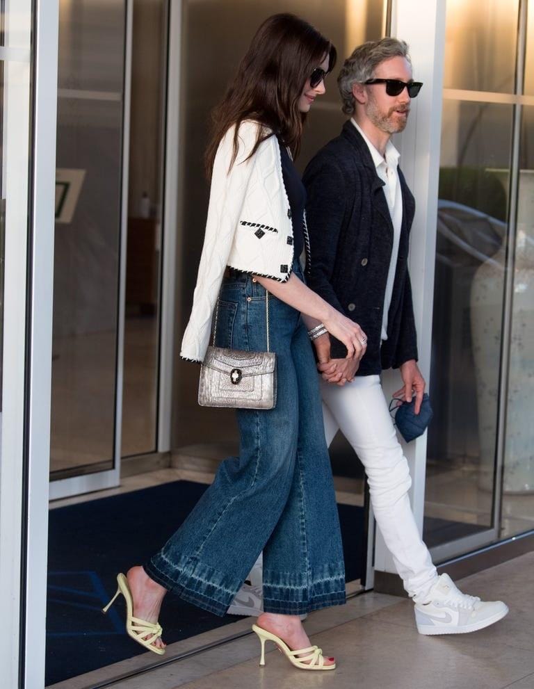 harpersbazaar.com