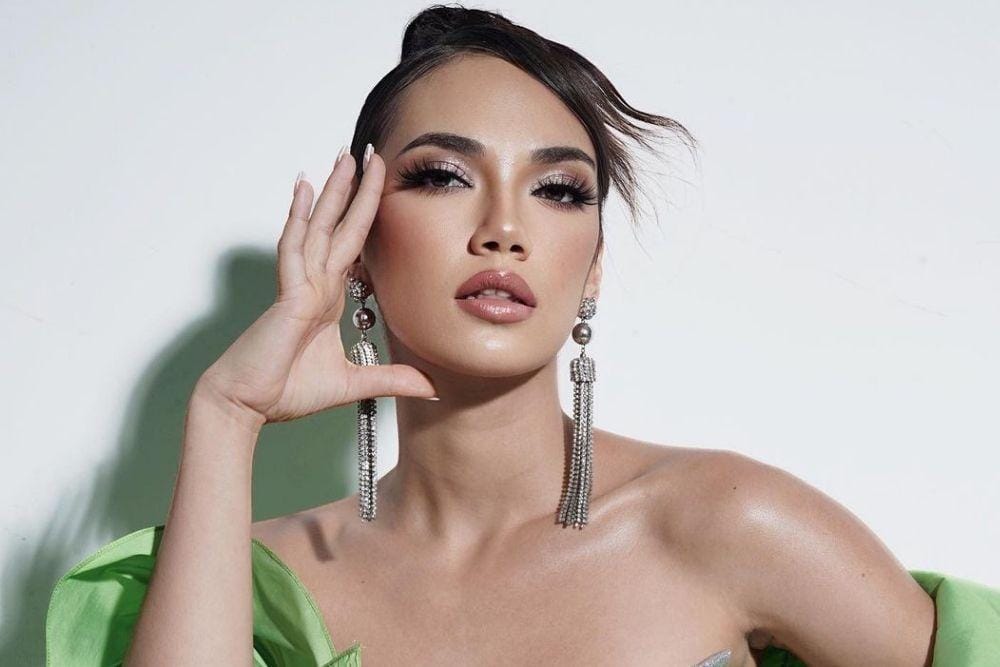 Tampil Glamor, Haico Van der Veken Pancarkan Pesona Memikat